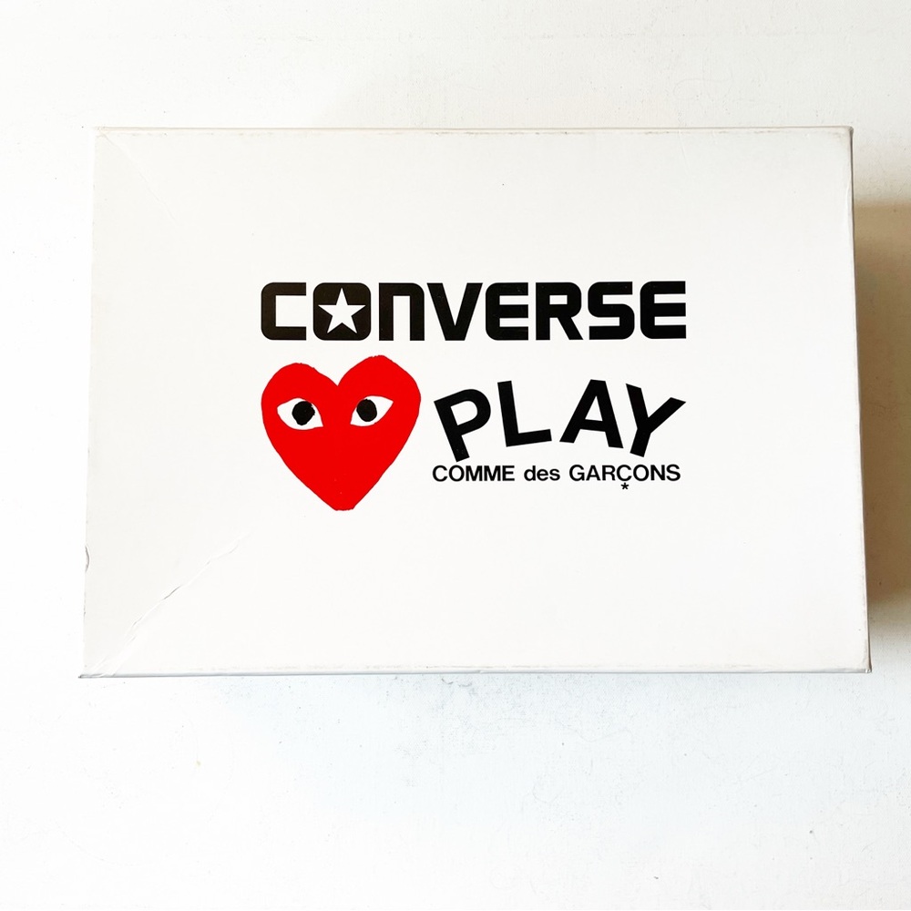 Comme des Garçons PLAY Converse Chuck Taylor All Star Peek-A-Boo Low-Top Sneaker - Picture 8 of 10